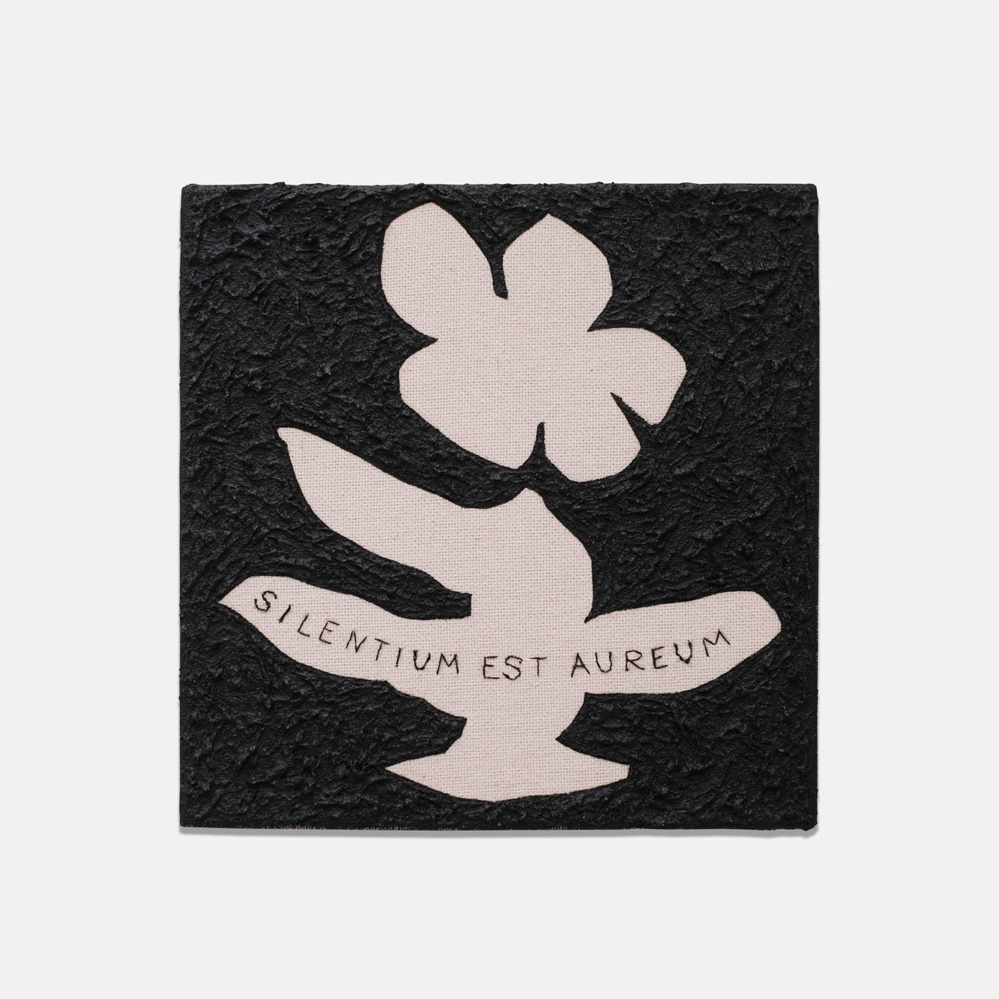 Silentium Est Aureum